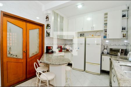 Casa à venda com 275m², 3 quartos e 3 vagasCozinha