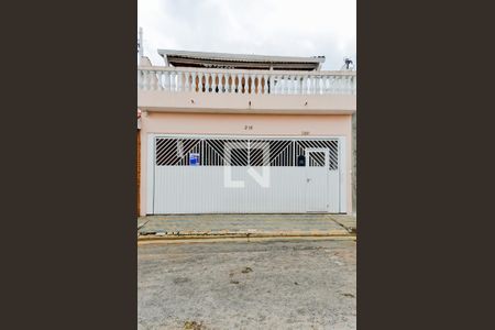 Casa à venda com 275m², 3 quartos e 3 vagasFachada