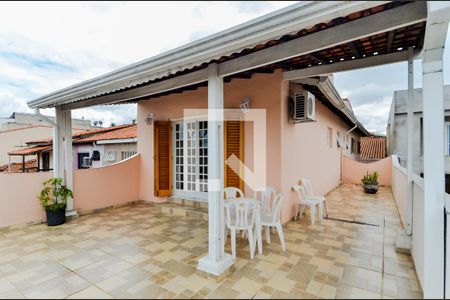 Casa à venda com 275m², 3 quartos e 3 vagasVaranda da Suíte 1