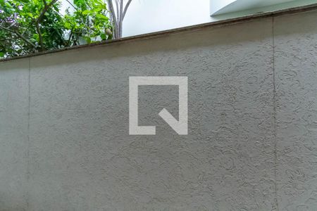 Casa à venda com 180m², 3 quartos e 4 vagas Casa à venda com 180m², 3 quartos e 4 vagasVista do Quarto 2