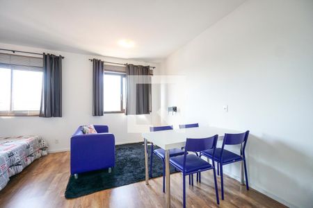 Studio para alugar com 27m², 1 quarto e 1 vagaSala e quarto