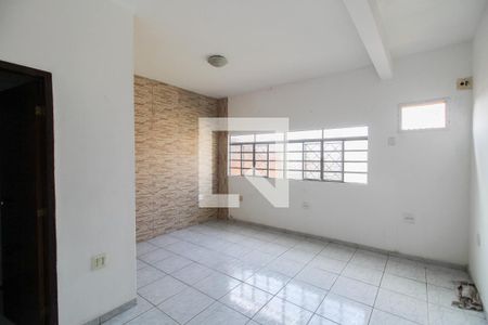 Suíte de casa para alugar com 2 quartos, 60m² em Da Viga, Nova Iguaçu