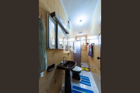 Casa para alugar com 140m², 3 quartos e 2 vagas Casa para alugar com 140m², 3 quartos e 2 vagasBanheiro