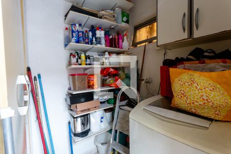 Casa à venda com 150m², 3 quartos e 1 vagaLavanderia