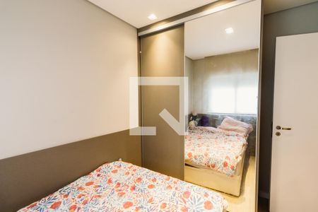Apartamento à venda com 103m², 4 quartos e 2 vagasQuarto 2