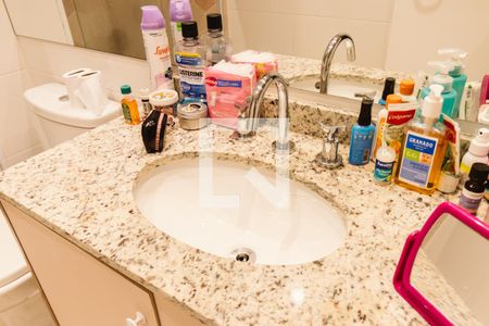 Apartamento à venda com 103m², 4 quartos e 2 vagasBanheiro 2 Pia