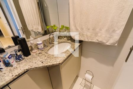 Apartamento à venda com 103m², 4 quartos e 2 vagasBanheiro da Suíte 1