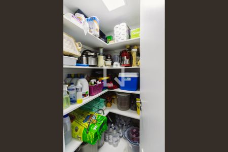 Apartamento à venda com 103m², 4 quartos e 2 vagasDespensa