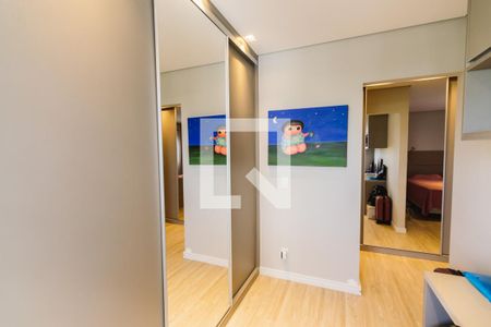 Apartamento à venda com 103m², 4 quartos e 2 vagasCloset da Suíte 1