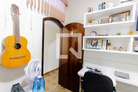 Casa à venda com 280m², 4 quartos e 3 vagas Casa à venda com 280m², 4 quartos e 3 vagasQuarto 3