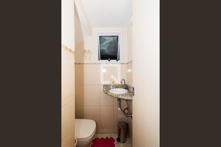 Casa à venda com 98m², 3 quartos e 2 vagasLavabo