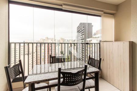 Studio - Varanda de kitnet/studio para alugar com 1 quarto, 23m² em Bela Vista, São Paulo