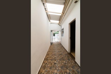 Corredor de casa para alugar com 2 quartos, 200m² em Vila Guilherme, São Paulo