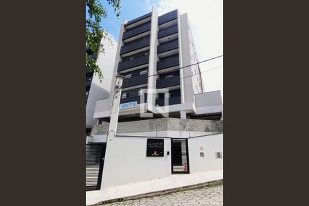 Apartamento para alugar com 71m², 2 quartos e 2 vagas Apartamento para alugar com 71m², 2 quartos e 2 vagasFachada