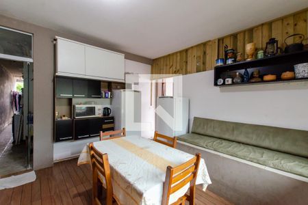 Casa para alugar com 200m², 5 quartos e 5 vagasCozinha