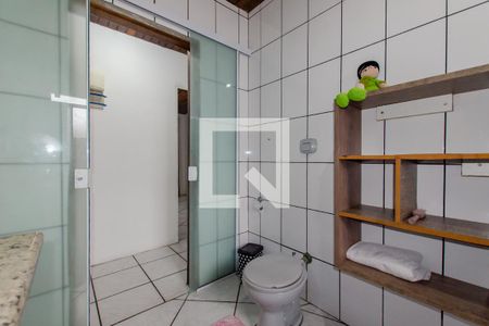 Casa para alugar com 200m², 5 quartos e 5 vagasBanheiro social