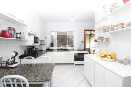 Casa à venda com 250m², 2 quartos e 5 vagasCozinha