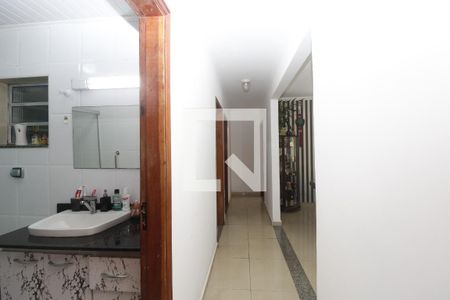 Casa à venda com 250m², 2 quartos e 5 vagasCorredor