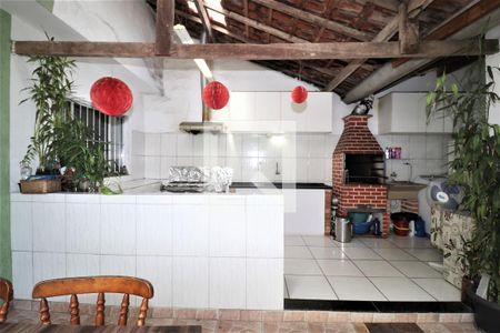 Casa à venda com 250m², 2 quartos e 5 vagasChurrasqueira