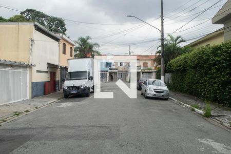 Casa à venda com 250m², 2 quartos e 5 vagas Casa à venda com 250m², 2 quartos e 5 vagasVista da Rua