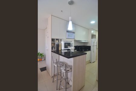 Apartamento à venda com 101m², 3 quartos e 2 vagasCozinha