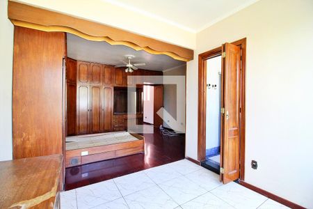 Casa à venda com 220m², 2 quartos e 1 vagaSuíte 2