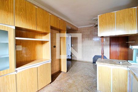 Casa à venda com 220m², 2 quartos e 1 vagaCozinha