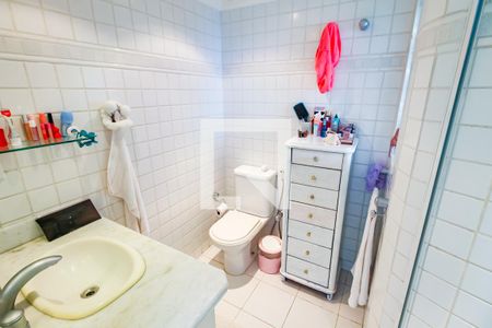 Apartamento à venda com 300m², 3 quartos e 3 vagasBanheiro da Suíte 1