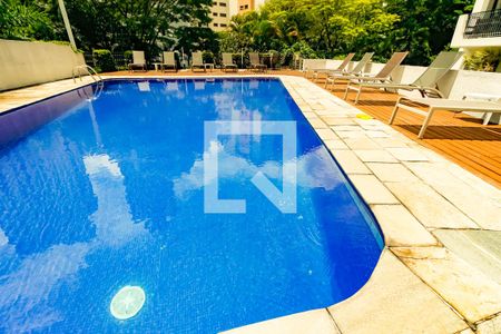 Apartamento à venda com 300m², 3 quartos e 3 vagasÁrea comum - Piscina