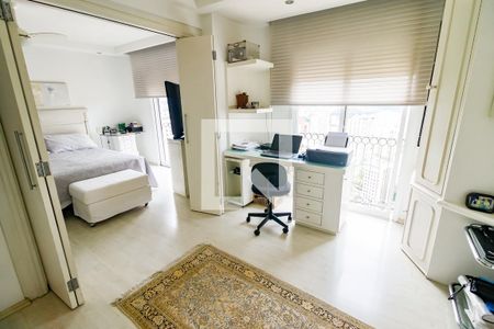 Apartamento à venda com 300m², 3 quartos e 3 vagasEscritório