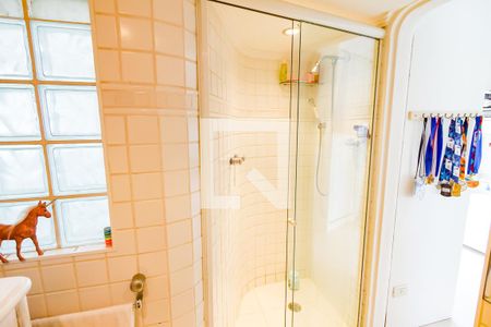 Apartamento à venda com 300m², 3 quartos e 3 vagasBanheiro da Suíte 1