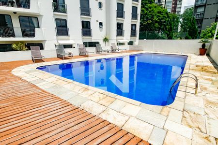 Apartamento à venda com 300m², 3 quartos e 3 vagasÁrea comum - Piscina