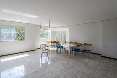 Apartamento à venda com 55m², 2 quartos e 1 vaga Apartamento à venda com 55m², 2 quartos e 1 vagaSalão de Festas