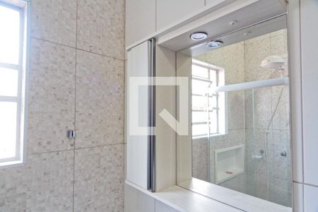 Casa à venda com 115m², 3 quartos e 1 vagaBanheiro