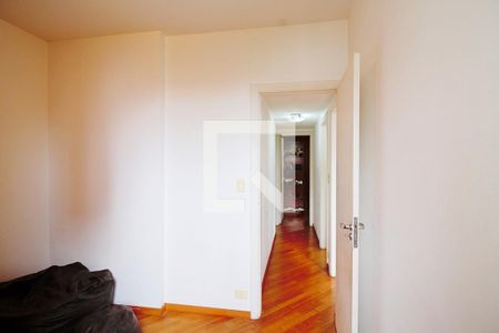 Apartamento à venda com 238m², 5 quartos e 5 vagasQuarto 4