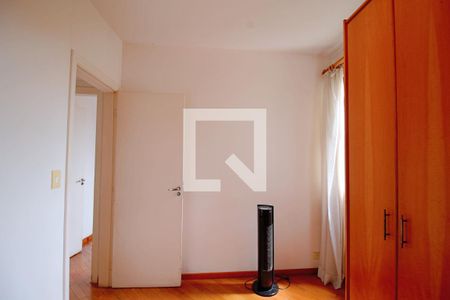 Apartamento à venda com 238m², 5 quartos e 5 vagasQuarto 4