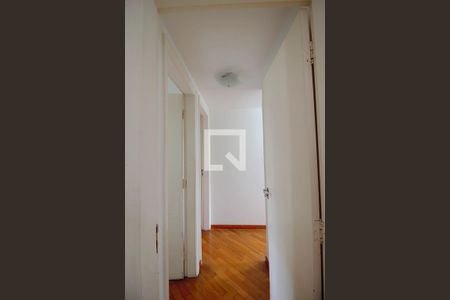 Apartamento à venda com 238m², 5 quartos e 5 vagasSuíte 2