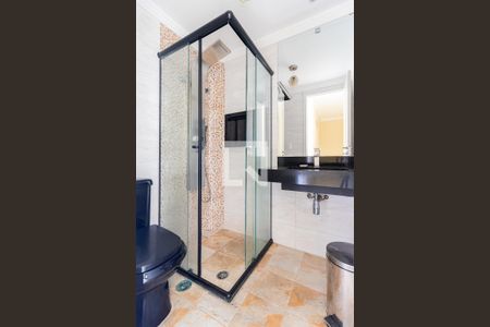 Casa de condomínio para alugar com 92m², 3 quartos e 2 vagasBanheiro 