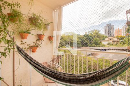 Varanda da Sala de apartamento à venda com 3 quartos, 76m² em Jardim Carvalho, Porto Alegre