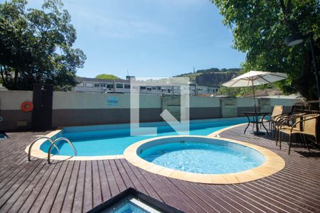 Apartamento à venda com 76m², 3 quartos e 1 vagaÁrea comum - Piscina