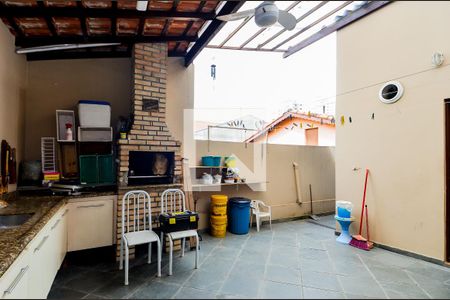 Casa à venda com 100m², 3 quartos e 2 vagasÁrea de Serviço