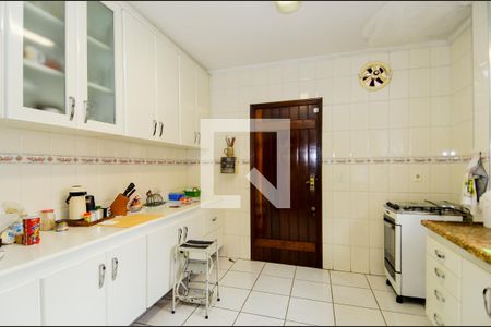 Casa à venda com 100m², 3 quartos e 2 vagasCozinha