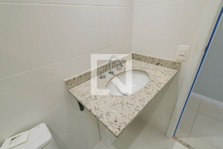 Apartamento à venda com 85m², 2 quartos e 1 vagaBanheiro Social