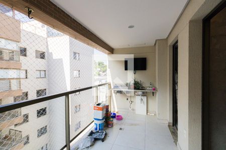 Apartamento à venda com 85m², 2 quartos e 1 vagaVaranda