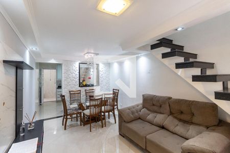 Sala de casa de condomínio à venda com 2 quartos, 100m² em Vila Araguaia, São Paulo