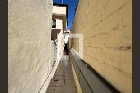 Casa à venda com 240m², 5 quartos e 3 vagasCorredor