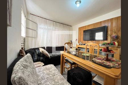 Casa à venda com 240m², 5 quartos e 3 vagasCasa  3 - Sala