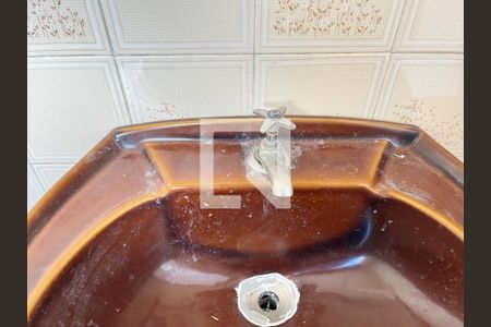 Casa à venda com 240m², 5 quartos e 3 vagasCasa  2 - Banheiro