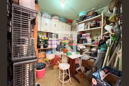 Casa à venda com 240m², 5 quartos e 3 vagasÁrea de Serviço