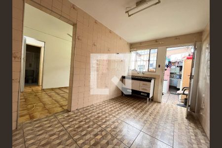 Casa à venda com 240m², 5 quartos e 3 vagasCasa  5 - Cozinha